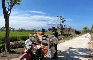 Pedagang Sayur Keliling Desa Puro Tak Perlu Putar Jauh, Ada Jalan TMMD Lebih Nyaman