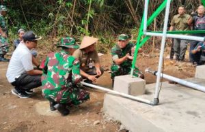 Komandan Korem 074/Warastratama Berharap Program Pembuatan Sumur Bor Bermanfaat bagi Warga