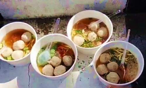 Spektakuler, Festival Makan Bakso Sebanyak 5.000 Porsi Secara Cuma-cuma