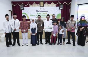 Baznas Salurkan Bantuan Pendidikan untuk 74 Siswa, Total Rp24,5 Juta
