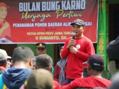 Jelang Bulan Bung Karno, Sumanto Gerakkan Warga Tanam Pohon di Lereng Gunung Lawu