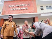 Gubernur Luthfi Resmikan SMA Pertama di Kemalang