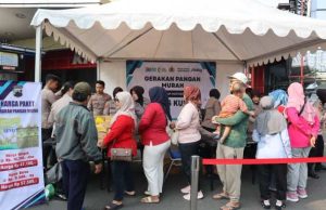 Polres Kudus Gelar Pangan Murah di Simpang Tujuh, Warga Serbu Beras dan Minyak Goreng
