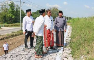 Warga Tinanding Grobogan Keluhkan Lumpur Pascabanjir, Sekda Jateng Langsung Respons Cepat