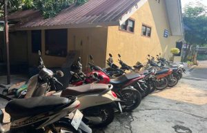 Polisi Gerebek Sabung Ayam di Bae Kudus, Pelaku Kabur, 14 Motor Disita