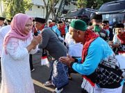 Doa dan Harapan Mengalir, Ketua DPRD Grobogan Lusia Indah Artani Turut dalam Pelepasan Jamaah Haji Grobogan Berangkat