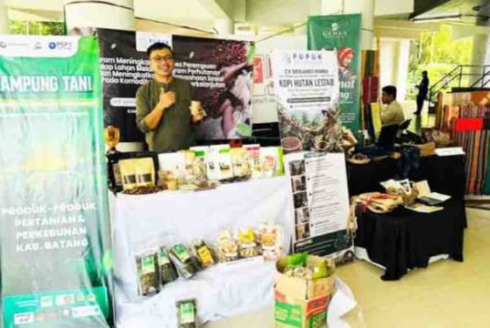 Sale Pisang Bang Zae Wakili Produk Batang di Pameran IPB University