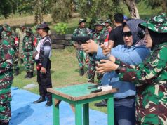 Antusias Ikuti Latihan Menembak Senjata Ringan, Ketua DPRD Grobogan Lusia Indah Artani Ungkapkan Pengalaman yang Seru