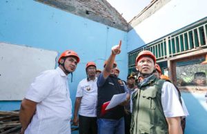 Wagub Jateng Bantu MTs Muhammadiyah 4 di Sambungmacan yang Roboh , Tiga Kelas Diperbaiki Sekaligus