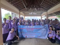 Kemeriahan Hardiknas Dabin III Satkordikcam Kembang di Pantai Prawean, Petik Hikmah dari “Kain Terbang“