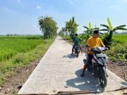 Jalan TMMD Desa Puro Belum Rampung, Manfaatnya Sudah Dirasakan Petani Setempat