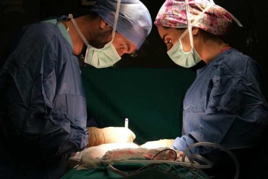 Arsitektur Nur-Sellular: Dari Tasawuf Al-Ghazali hingga Biohacking Regeneratif AHT CURE