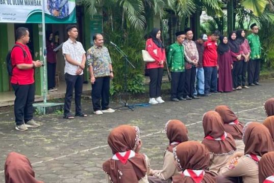 PTPDI Jepara Edukasi Ratusan Siswa MTS Mambaul Ulum Mambak Membaca Reaksi Golongan Darah