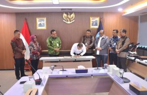 Pemkab Blora Teken Serah Terima Hibahkan Lahan 8,7 Hektar Ke Mendiktisainstek Untuk Bangun Kampus UNY