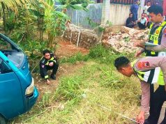 Seorang Kakek Penjalan Kaki Meninggal Tertabrak Mobil