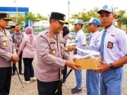 Sambut Hari Bhayangkara, Seribu Pasang Sepatu Gartis untuk Siswa