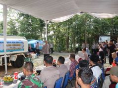 Polres Kebumen Salurkan 10.000 Liter Air Bersih di Karangpoh
