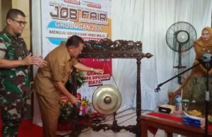 Wabup Sugeng Prasetyo Resmikan Job Fair Grobogan 2026, Ajak Pencari Kerja Manfaatkan Kesempatan Emas