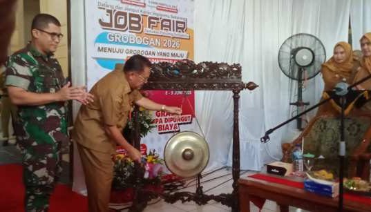 Wabup Sugeng Prasetyo Resmikan Job Fair Grobogan 2026, Ajak Pencari Kerja Manfaatkan Kesempatan Emas