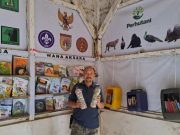Sulap Rumah Dinas Menjadi Ruang Belajar, KRPH Batealit Kenalkan Literasi dan Kelestarian Hutan