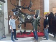 Karya Seni Patung Tri Suharyanto : Membaca Bahasa Angin dari Tubuh Seekor Rusa Logam