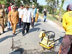 Warga Bernapas Lega, Gubernur Luthfi Targetkan Jalan Cepu-Randublatung Mulus Tanpa Lubang dan Tuntas Tahun Ini
