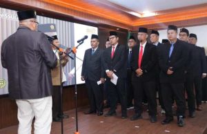 Rektor Unissula Lantik 17 Pejabat Struktural