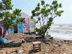 Dua Hektare Lahan Pantai Sigandu Batang Terendam Rob