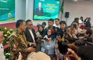 Menteri Lingkungan Hidup Ajak Unissula Kawal Solusi Berkelanjutan Atasi Rob dan Abrasi Pantura