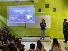 Mahasiswa Ilkom USM Gelar Sosialisasi Komunikasi Gender di SMKN 2 Semarang