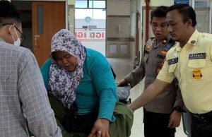 Wakapolres Grobogan Antar Langsung Korban Kecelakaan ke Rumah Sakit