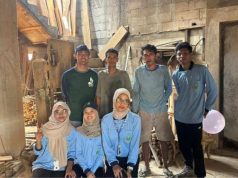 Mahasiswa KKN Desa Ngegot Kunjungi UMKM Mebel, Gali Potensi Ekonomi Lokal