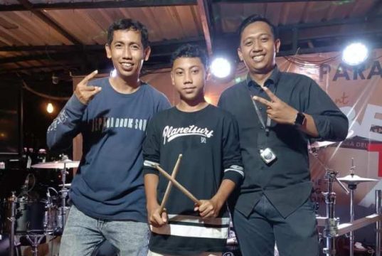 Dari Disleksia, Baba Menuju Prestasi di Dunia Sepak Bola dan Musik