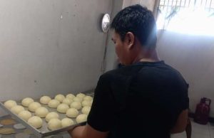 Dari Hasil Membuat Donat dalam Lapas, Narapidana Ini Mampu Kirim Uang untuk Anaknya