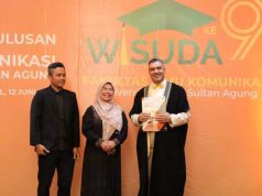 RPL Komunikasi Unissula Buka Akses Pendidikan Profesional, Mohammed Djarboua dari Aljazair Lulus dalam Dua Tahun