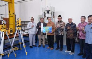 FT Unissula Terima Hibah Alat Lab dari YBWSA Senilai 1,7 Milyar