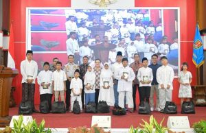 Kehadiran Pemerintah Juga Berwujud Perhatian kepada Anak-Anak Yatim – Piatu dan Keluarga yang Berduka