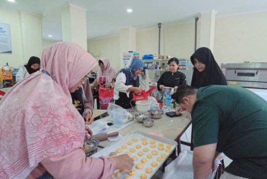 BKPA Fakultas Teknologi Pertanian USM Gelar Pelatihan Produk Bakery