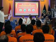 Tim PKM USM Beri Penyuluhan Hukum di LP Kelas IIB Batang