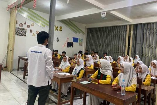 Pelatihan OCB Digelar di Madrasah Aliyah NU Mranggen