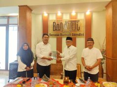 Tim Mahasiswa S3 Studi Islam UIN Sunan Kudus Luncurkan Buku Islam dan Teori-Teori Sosial Humaniora