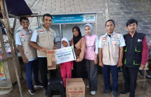 IZI Jateng Bersama YBM PLN UP3 Semarang Salurkan Bantuan 7 Lapak Berkah di Wilayah Semarang dan Kendal