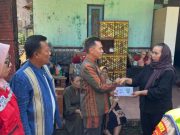 Rumah Suminah Terbakar, Pemkab Jepara Cepat Salurkan Bantuan