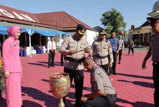 Jelang Hari Bhayangkara ke 80, Sebanyak 103 Personel Polres Grobogan Terima Kenaikan Pangkat