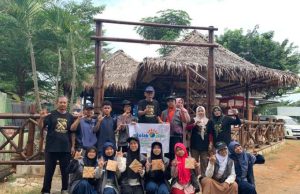 Seni Ukir Budaya Indonesia, Siswa SMP Alam Sukabumi Belajar di Jepara Wood Carving Gallery