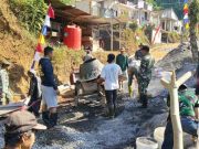 Medan Terjal Tak Surutkan Semangat Satgas TMMD Purworejo dalam Pengecoran Jalan