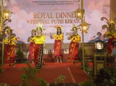 Rektor UKSW Sambut Puluhan Raja dan Permaisuri Nusantara dengan Tarian Etnis Mahasiswa