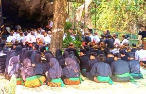 Keraton Kasunanan Surakarta Menggelar Wilujengan Suran di Kahyangan
