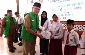 Mengangkat Tema Berbagi Bahagia Mengukir Senyum