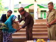 Penyerahan Berkah Sura Dipusatkan di Monumen Watu Gilang